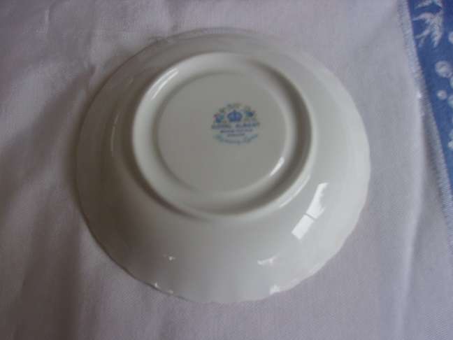 Vintage Royal Albert "Memory Lane" tea trio