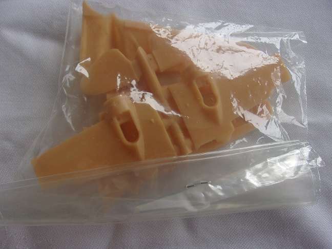 Limited release Tasman 1:72 scale Airspeed Oxford MK V model plane kit - No TM 106