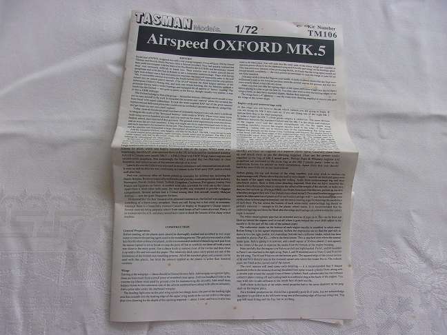 Limited release Tasman 1:72 scale Airspeed Oxford MK V model plane kit - No TM 106