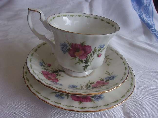 Vintage Royal Albert "Flower of the Month" trio - August Poppy