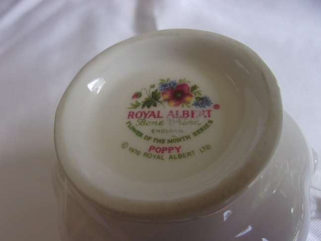 Vintage Royal Albert "Flower of the Month" trio - August Poppy