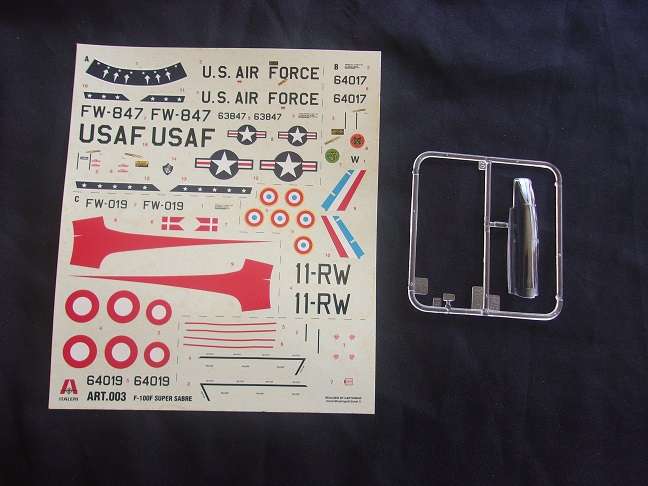 Italeri 1:72 Super Sabre & Hasegawa Couger model plane kits for 1 bid