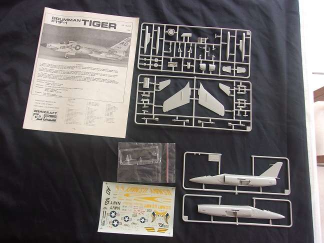 Italeri 1:72 scale Skyhawk Hot Rod & Hasegawa Grumman Tiger model plane kits for 1 bid