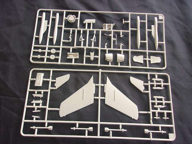 Italeri 1:72 scale Skyhawk Hot Rod & Hasegawa Grumman Tiger model plane kits for 1 bid