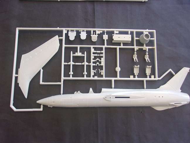 Italeri 1:72 scale Hawk & Airfix Thunderchief model plane kits for 1 bid