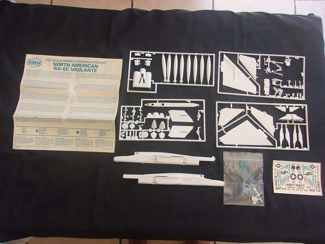 Italeri 1:72 scale Mustang Fighter & Airfix Vigilante model plane kits for 1 bid