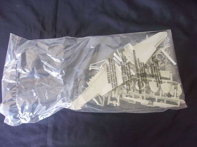 Academy 1:72 scale P-40M/N & Airfix Lockheed Hudson 1 model plane kits for 1 bid