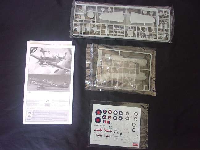Academy 1:72 scale P-40M/N & Airfix Lockheed Hudson 1 model plane kits for 1 bid