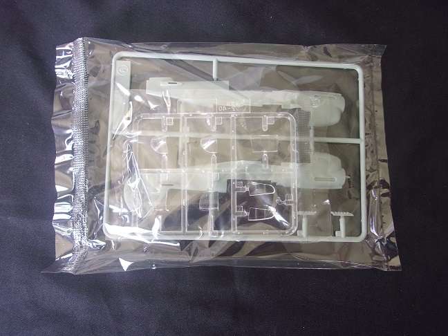 Academy 1:72 scale P-40M/N & Airfix Lockheed Hudson 1 model plane kits for 1 bid