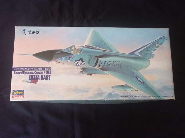 Hasegawa 1:72 scale BAC E.E. Lightning & Delta Dart model plane kits for 1 bid
