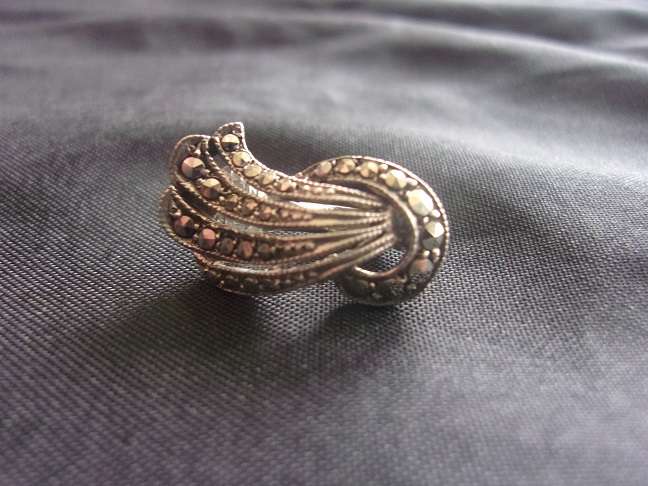 Vintage Sterling silver bracelet & 2 pairs earrings fir 1 bid - 36.3g