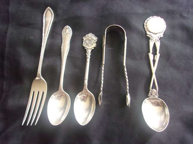 Lot of antique/ vintage Sterling silver cutlery items for 1 bid. - 87.7g