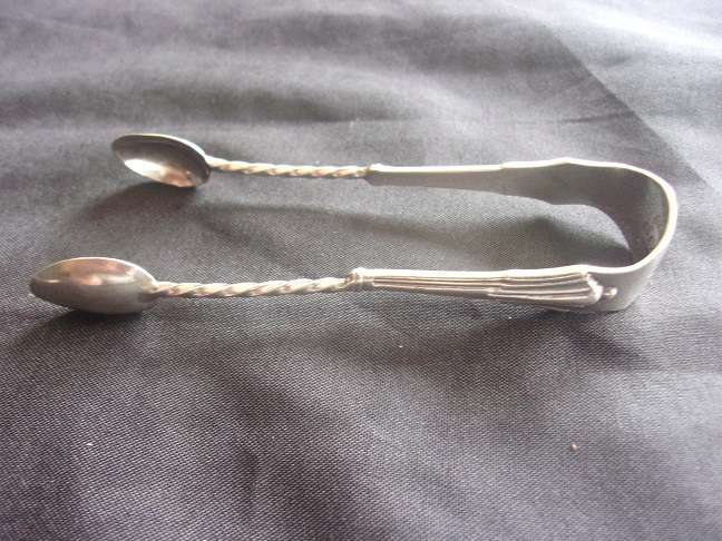 Lot of antique/ vintage Sterling silver cutlery items for 1 bid. - 87.7g