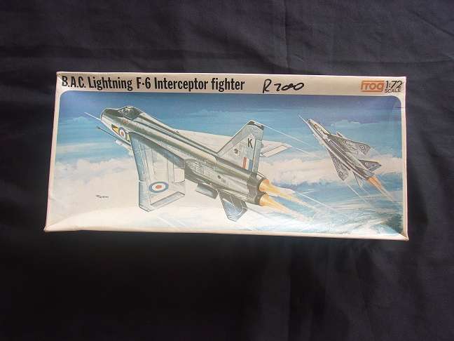 Italeri 1:72 scale Corsair & Frog Lightning Inteceptor model plane kits for 1 bid