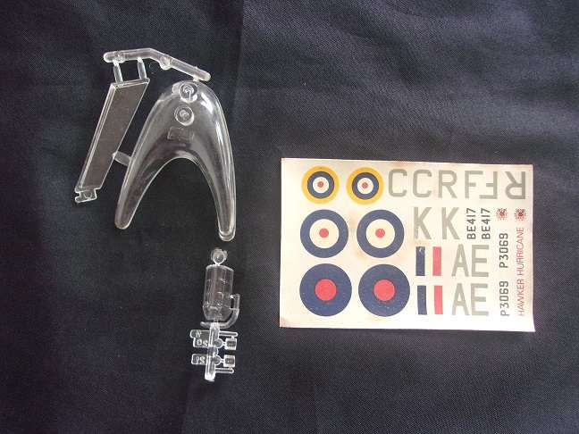 Heller 1:72 scale Messerschmitt & Airfix Hawker Hurricane model plane kits for 1 bid