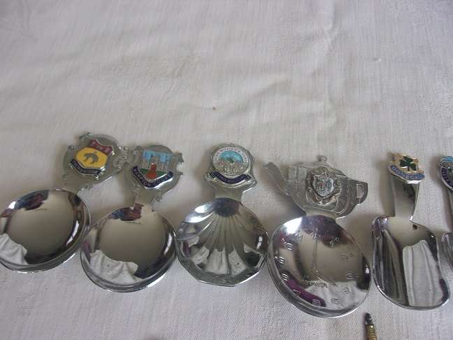 Collection of 22 vintage tea caddy spoons for 1 bid