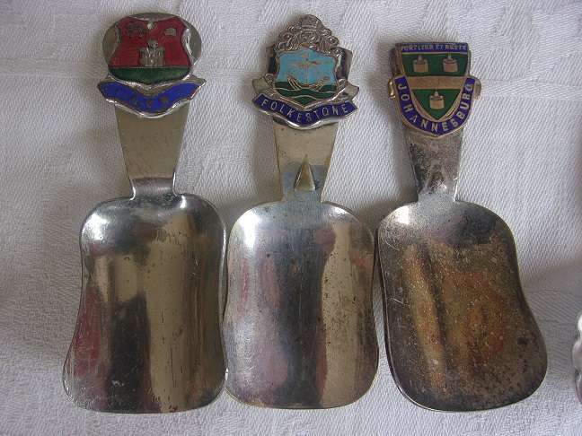 Collection of 22 vintage tea caddy spoons for 1 bid