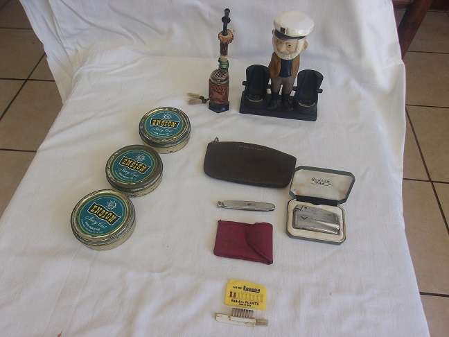Lot of vintage smoking accessories for 1 bid - take a look
