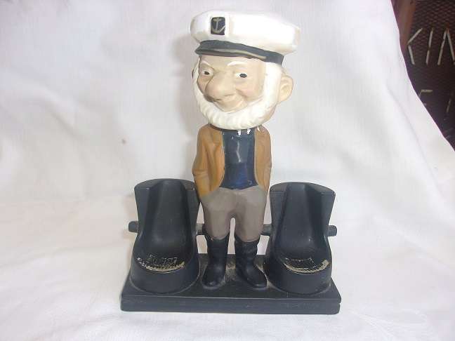 Lot of vintage smoking accessories for 1 bid - take a look