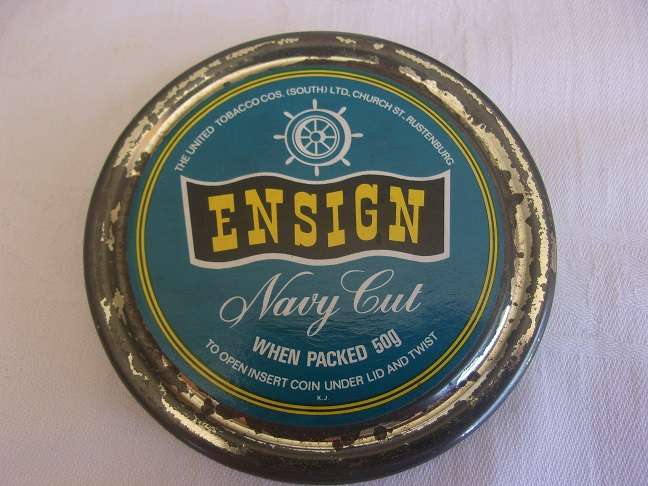 Lot of vintage smoking accessories for 1 bid - take a look