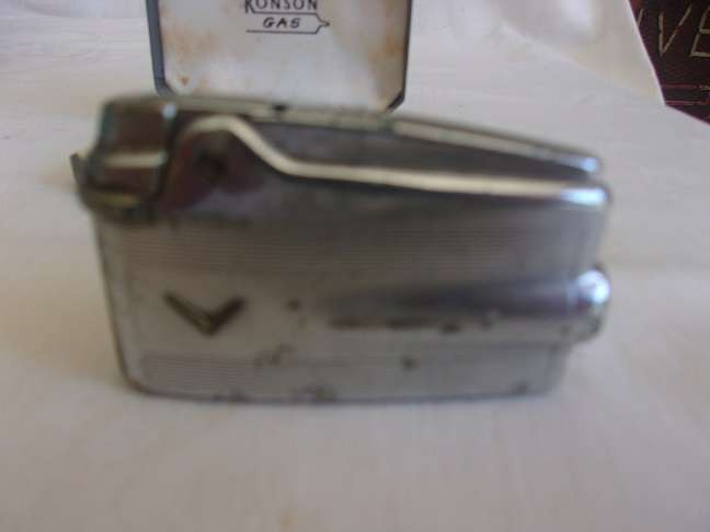 Lot of vintage smoking accessories for 1 bid - take a look