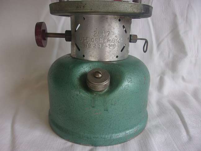 Vintage Coleman 237 pressure lantern for restoration- made in Canada