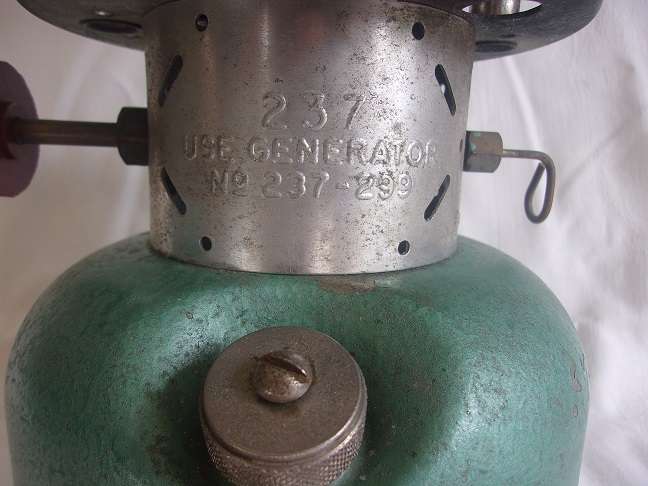 Vintage Coleman 237 pressure lantern for restoration- made in Canada