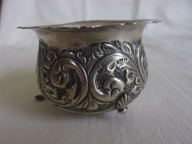 Antique Sterling silver sugar basin and little pot for 1 bid - 109g