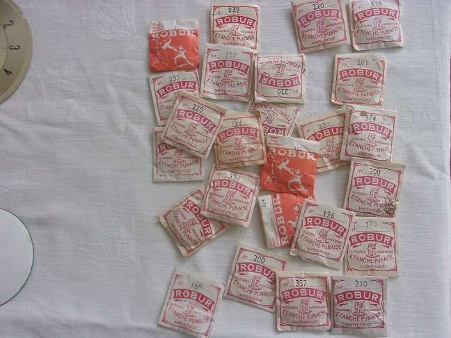 Lot of vintage watches and watch & clock parts for 1 bid