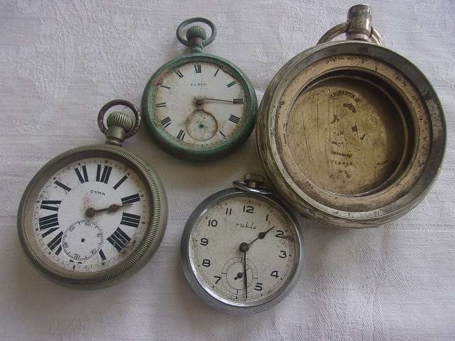 Lot of vintage watches and watch & clock parts for 1 bid