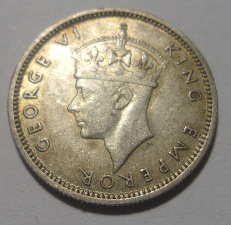 1940 silver Southern Rhodesia 6 Pence coin - nice toning