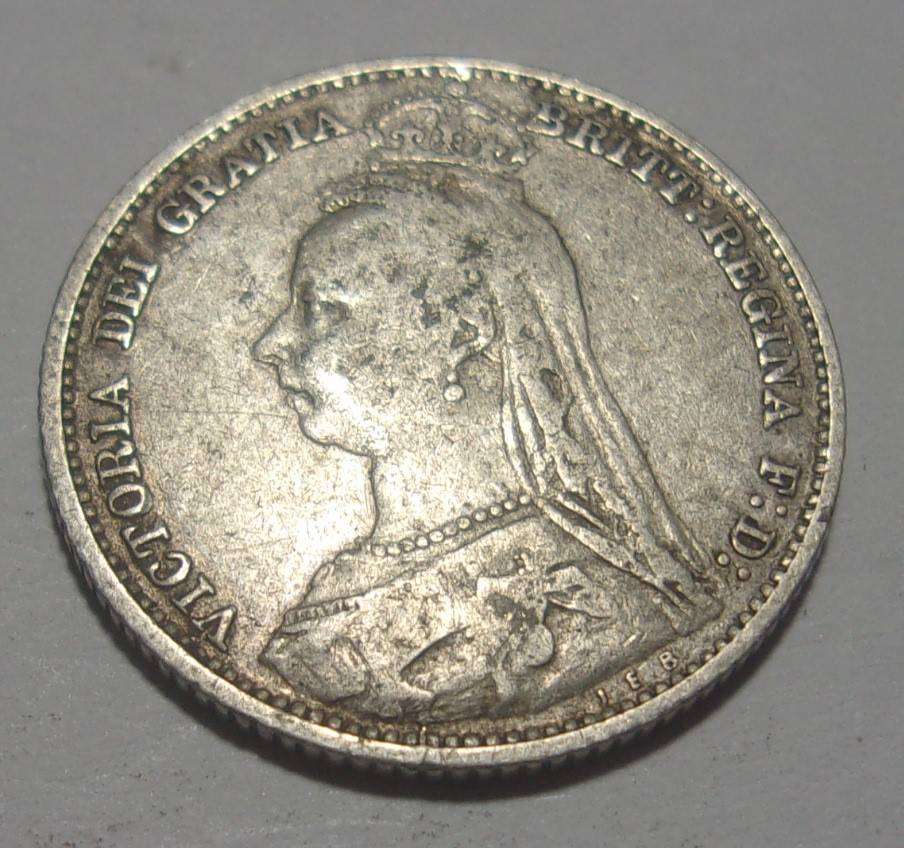 1890 silver British 6 Pence coin - nice coin