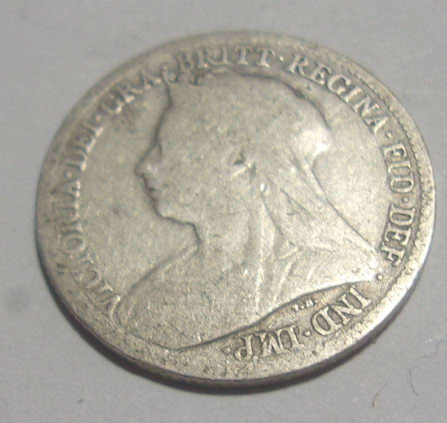 1900 silver British 6 Pence coin - last coin lots