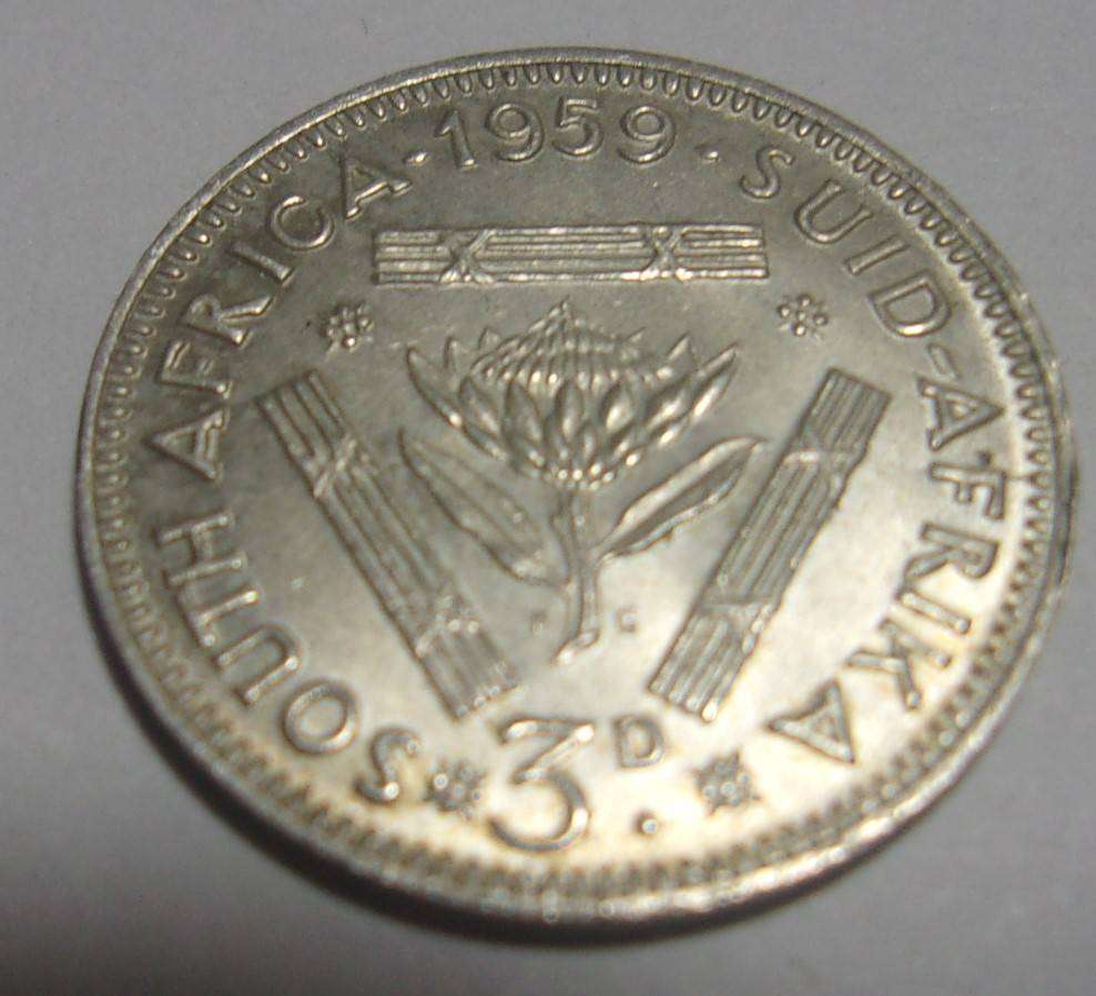 1959 silver South African 3 Pence coin, nice coin - last coin lots
