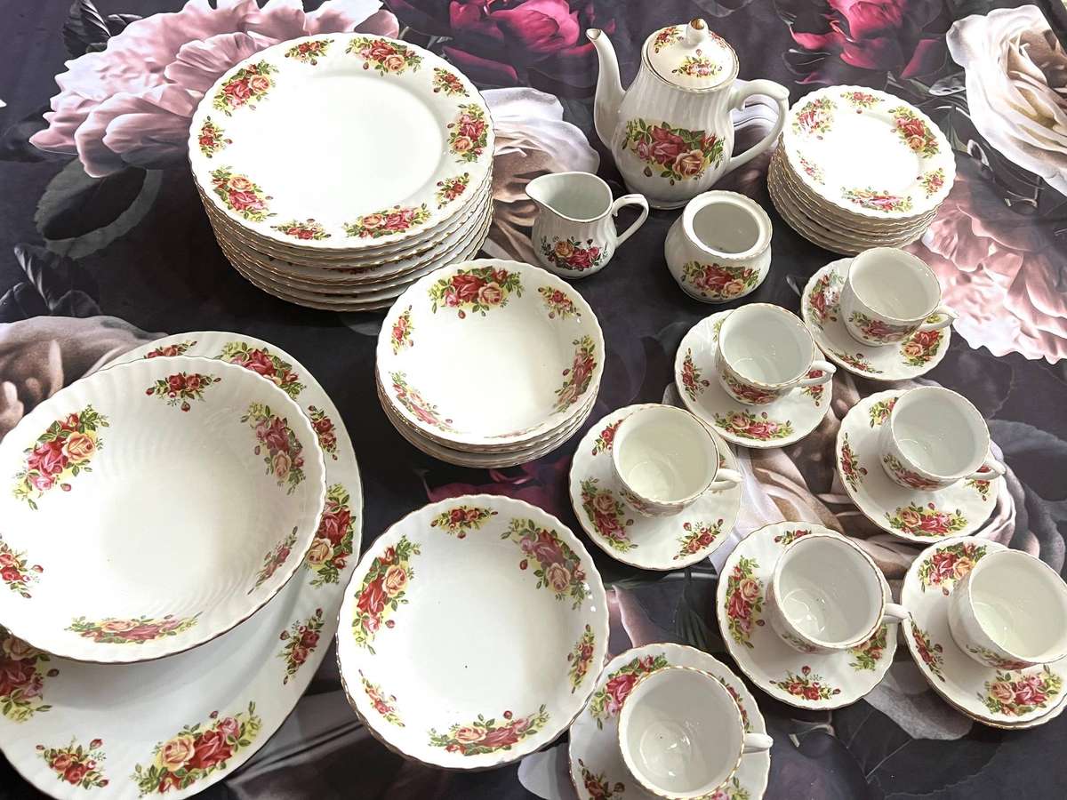English rose tea set
