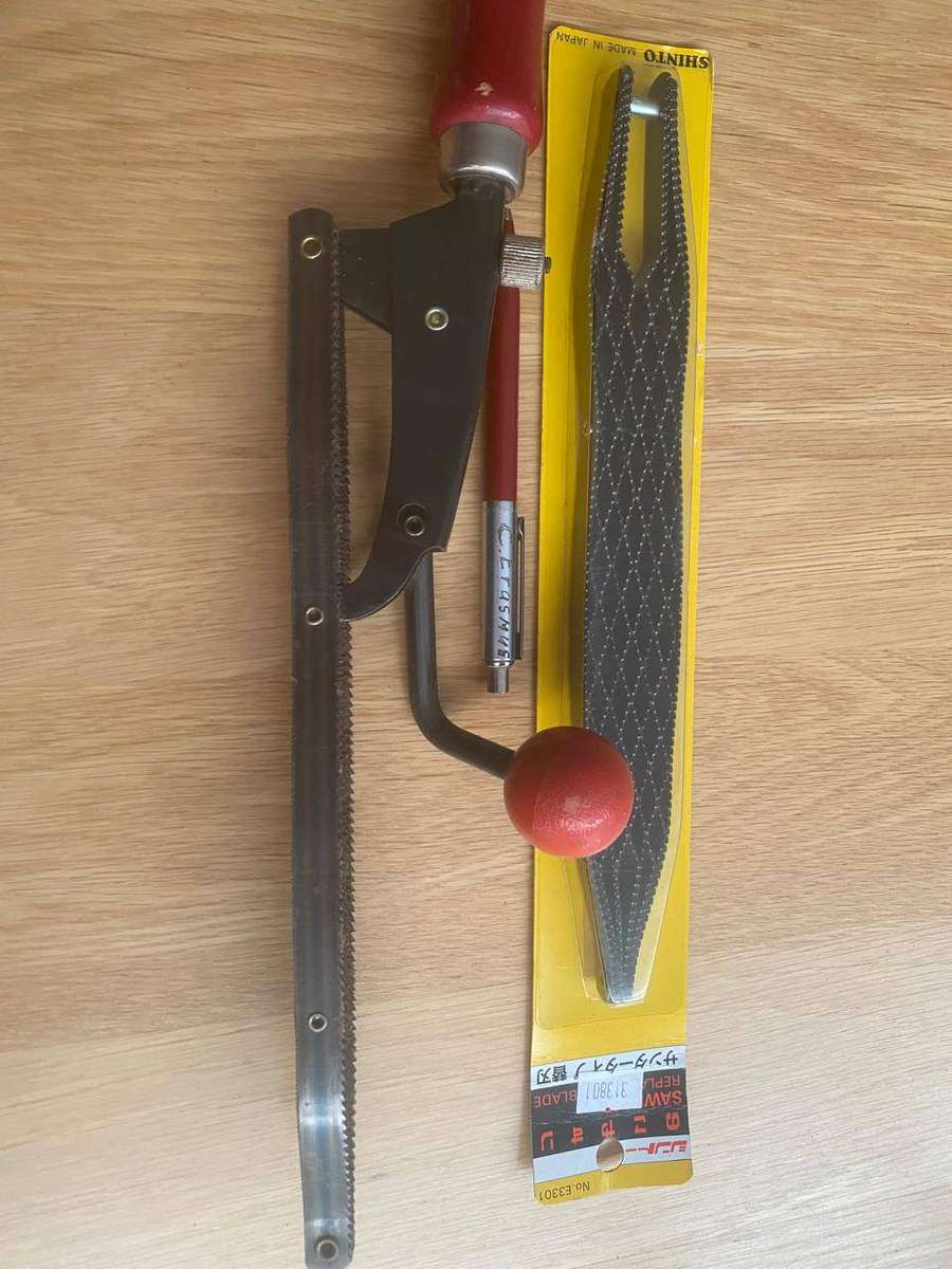 Fast Cutting Japanese Rasp, Like New with a New Spare Rasp.