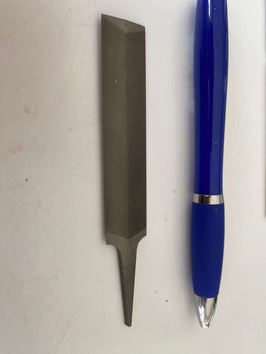 4 Japanese Saw Feather Shaped Files.