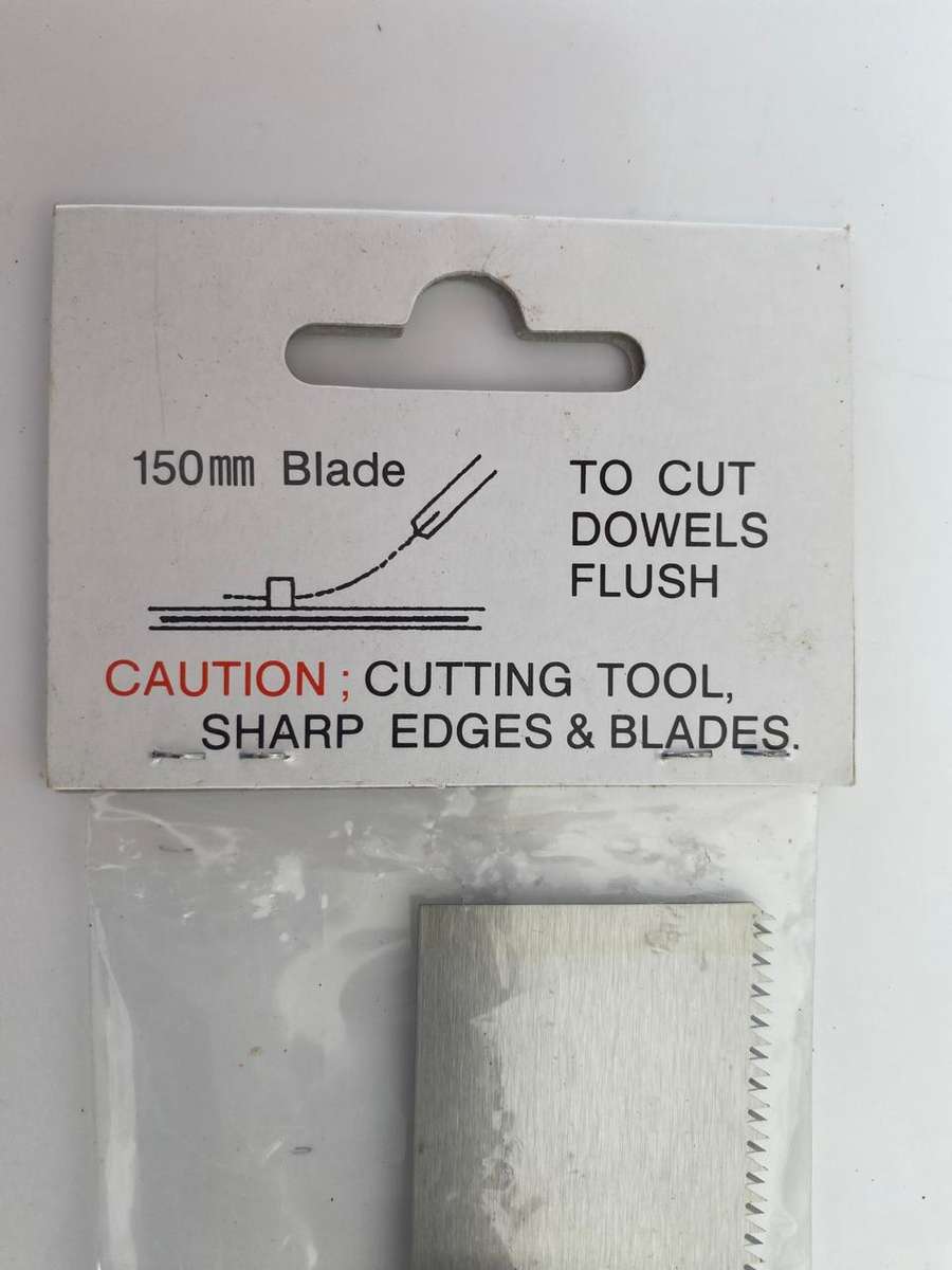 Fine Dicks Japanese Dowel Cutting Saw.