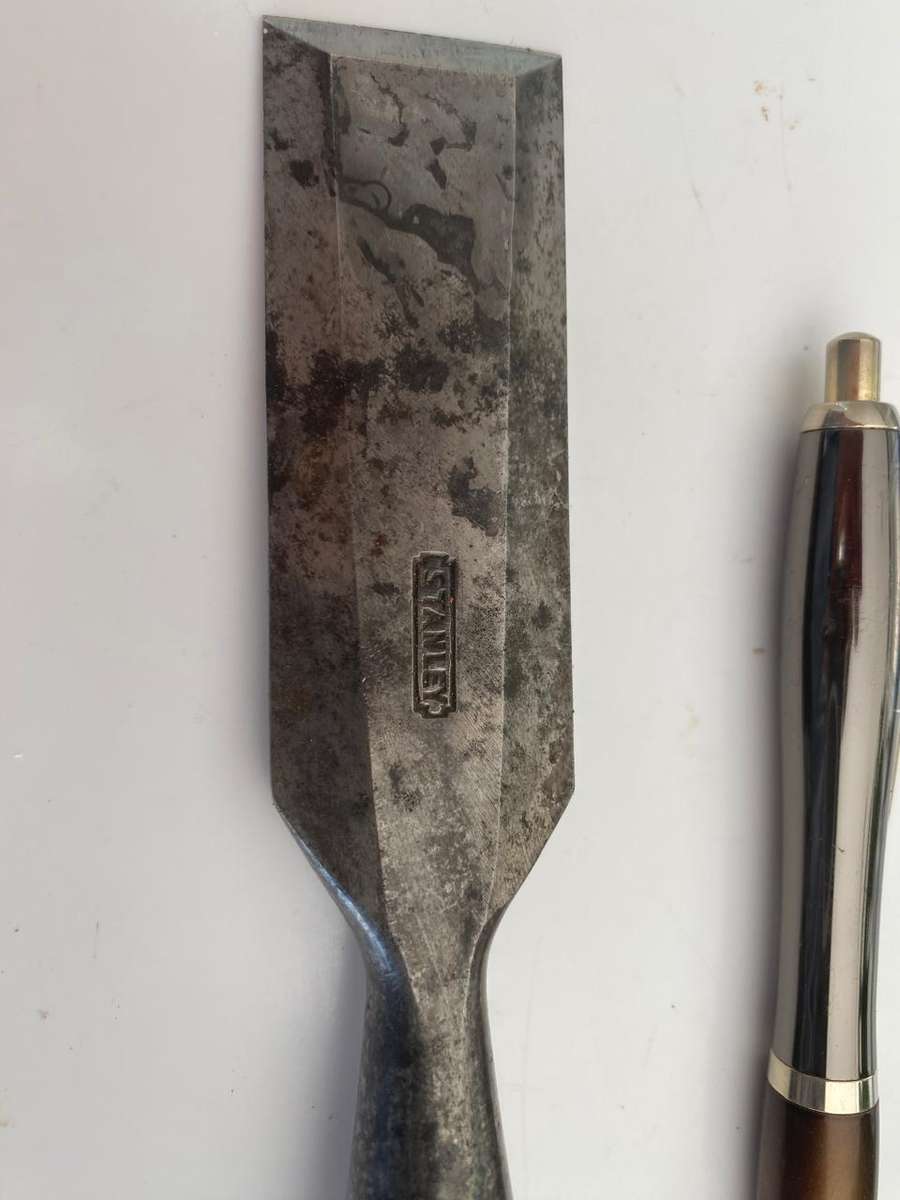 Stanley USA 30 mm Sharp Chisel.