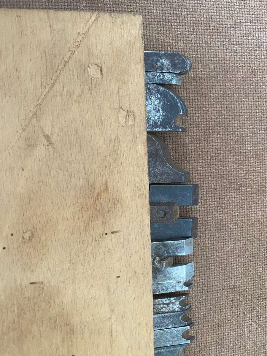 Box of 23 Multi-plane Cutters.