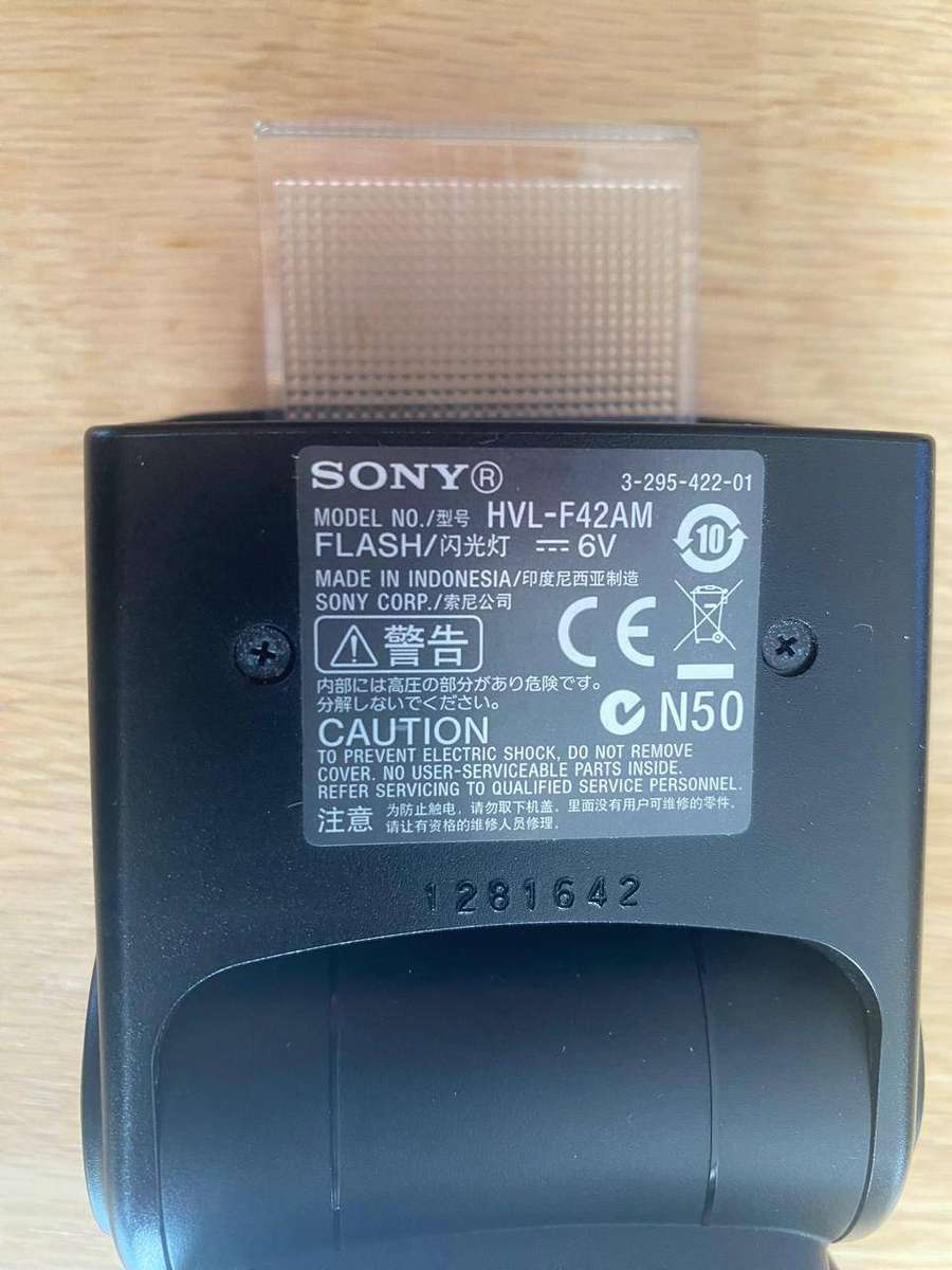 Sony Auto Flash Light - F42AM.  - Takes 4 Pen Lights Batteries.