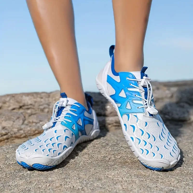 Lightweight barefoot feel Aqua Shoes  Size 10