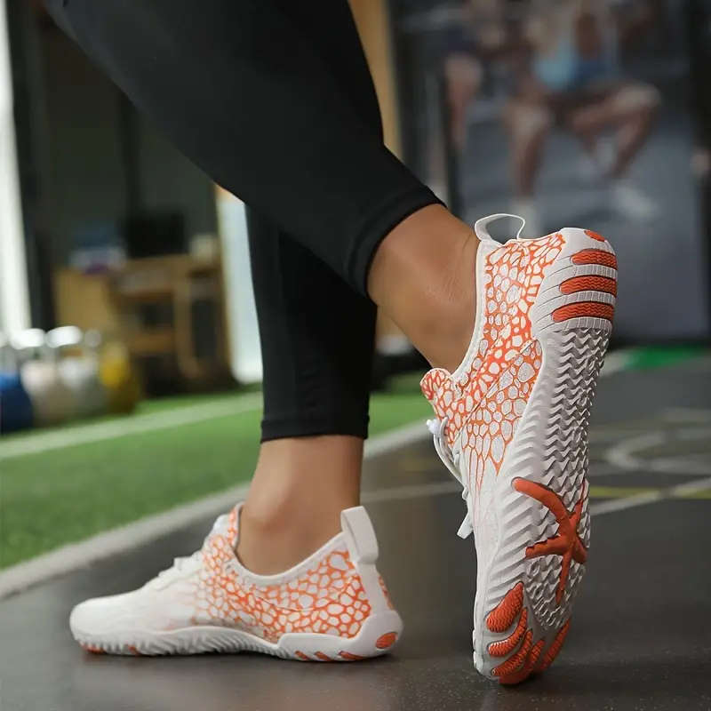 Upstream Orange Lightweight barefoot feel Aqua Shoes Lace Up Size 9