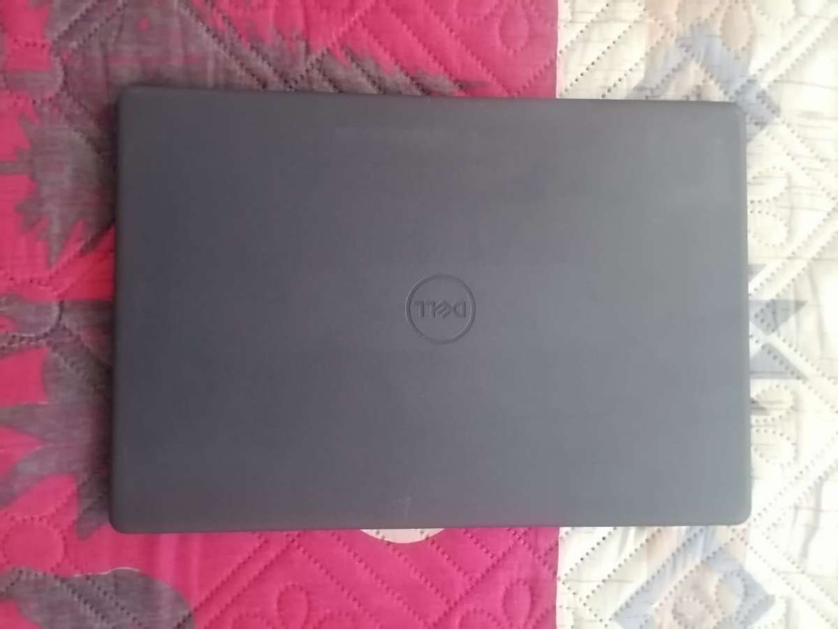Dell Inspiron 3501 - Immaculate Condition