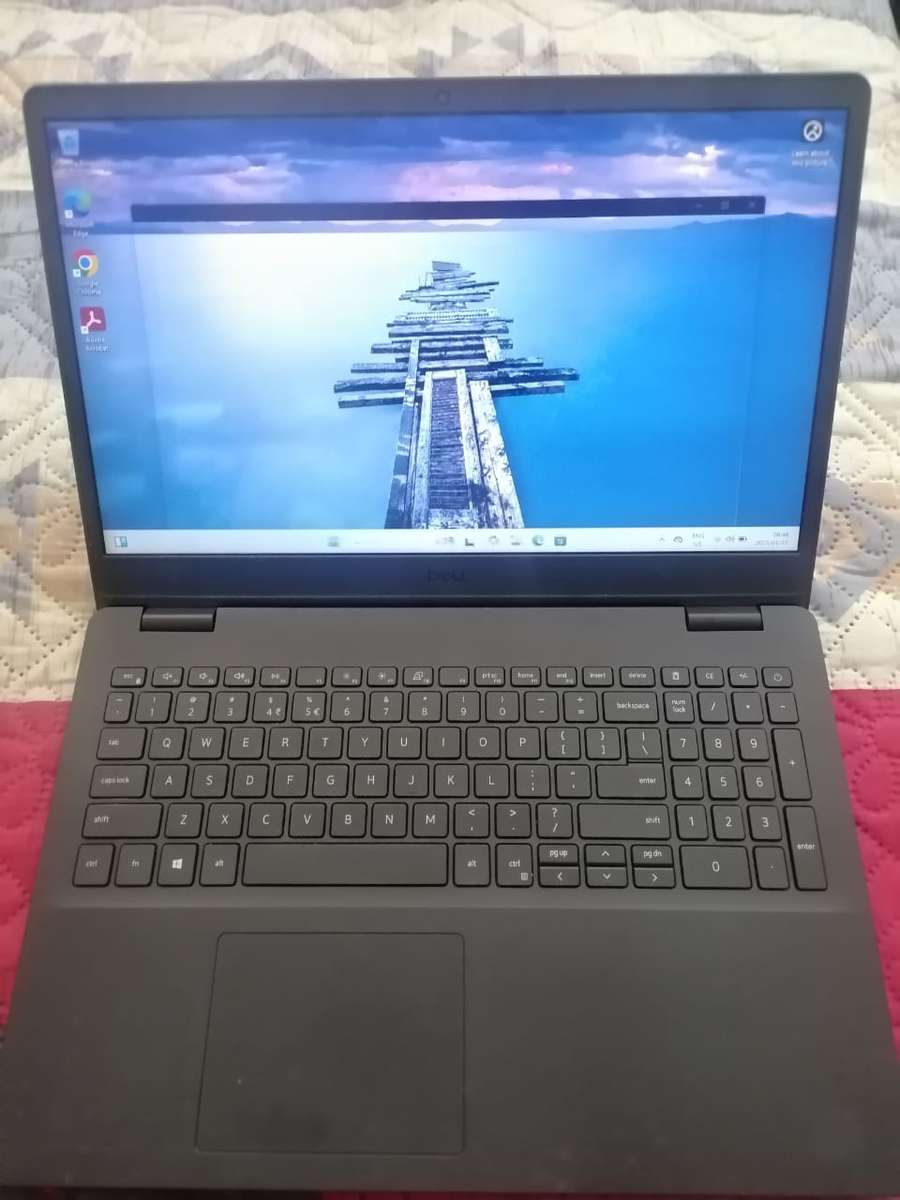 Dell Inspiron 3501 - Immaculate Condition