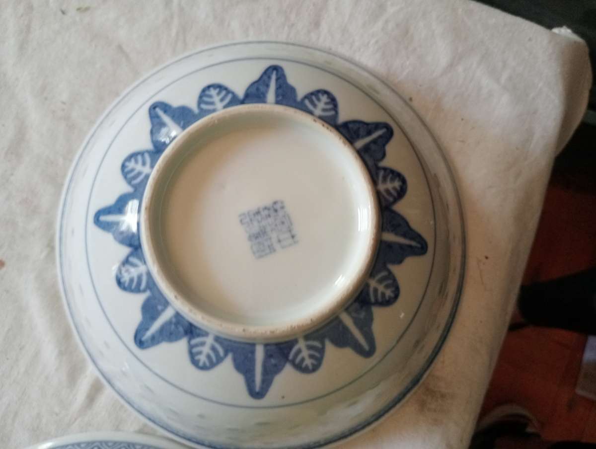 2 VINTAGE BIG CHINESE RICE EYE BOWLS