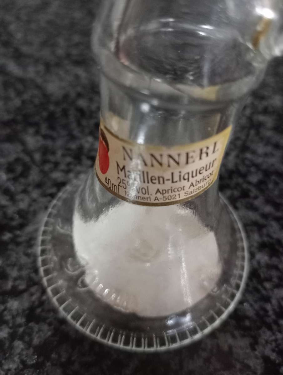 ANTIQUE NANNERI LIQUER BOTTLE