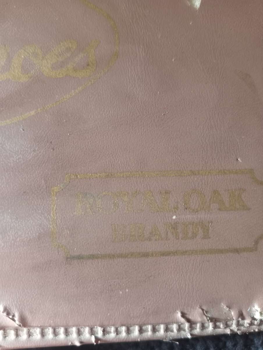 ANTIQUW ROYAL OK DOMINOS  SET