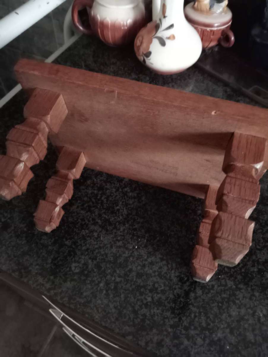 ANTIQUE SMALL HANDCRAFTED  WOODEN TABLE