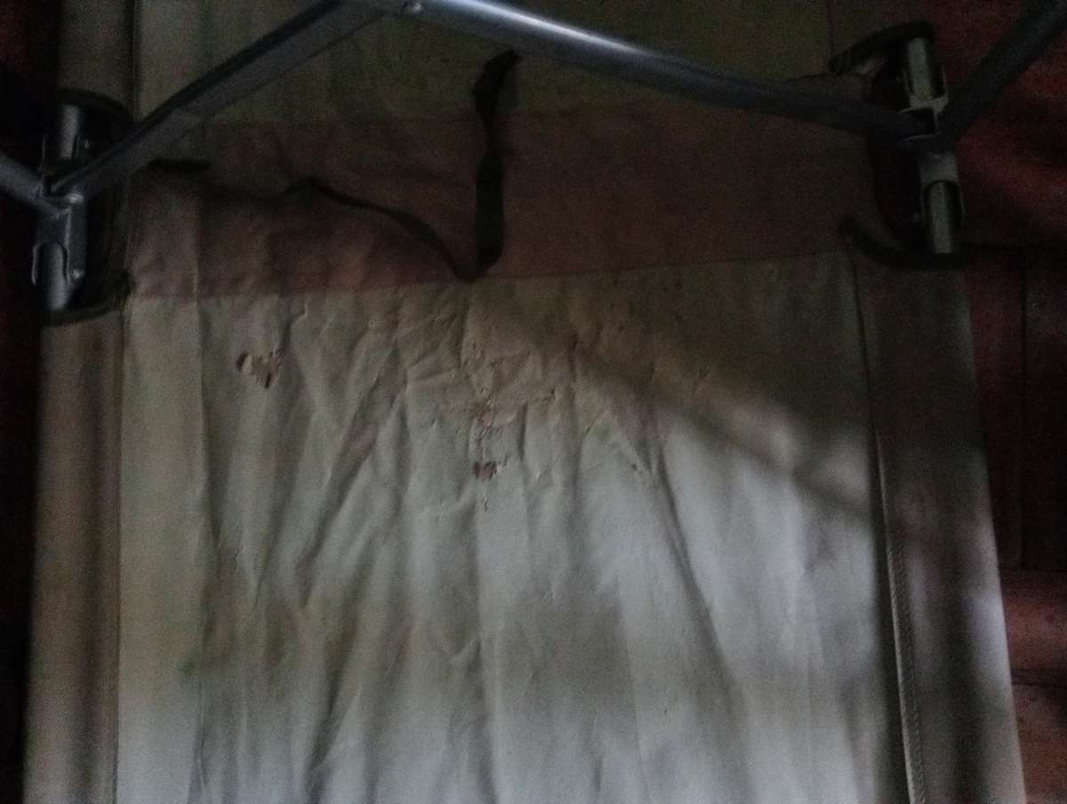 VINTAGE CAMP MASTER STRETCHER